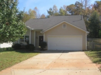 19 Black St, Lowell, NC 28098 