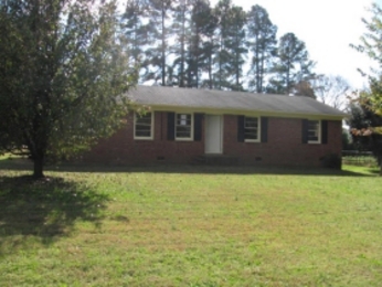 209 Trantham Dr, Lexington, NC 27292 
