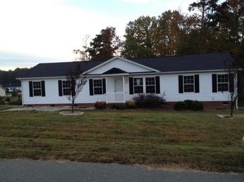 5493 Hitching Post Dr., Gibsonville, NC 27249 