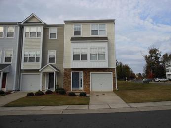 4911 Midstone Ln, Raleigh, NC 27610 