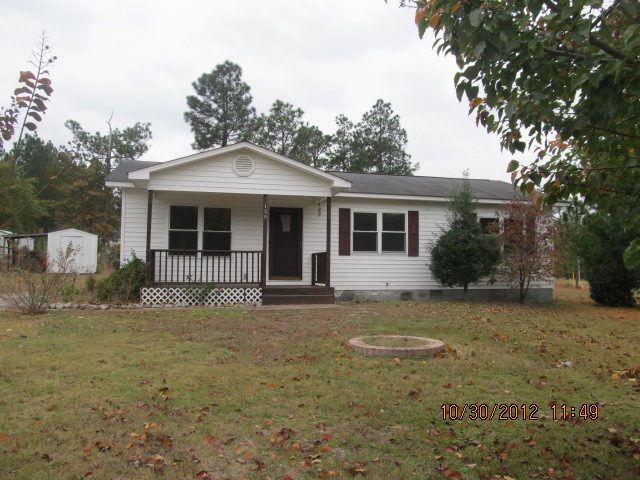 139 Robinhood Lane, Aberdeen, NC 28315 