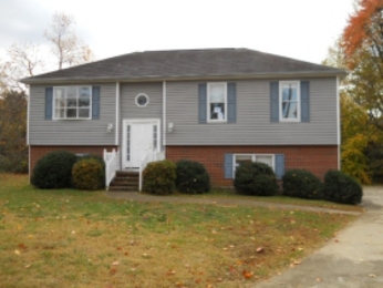 4915 Carver Glen Ln, Winston Salem, NC 27105 