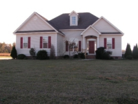 832 Treyburn Cir, Greenville, NC 27858 