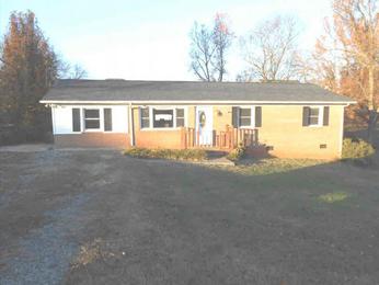 7220 Kingston Road, Thomasville, NC 27360 