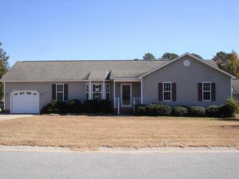 1015 Barnfield Ct, Fuquay Varina, NC 27526 