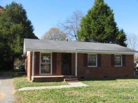 4414 Gainesborough, Charlotte, NC 28205 
