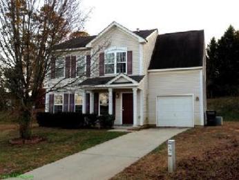 749 Aberdeen Glen P, Charlotte, NC 28214 