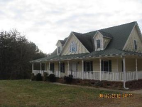 1079 Labrador Ln, Madison, NC 27025 