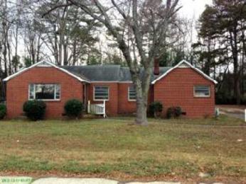 5526 E Wt Harris Blvd, Charlotte, NC 28215 