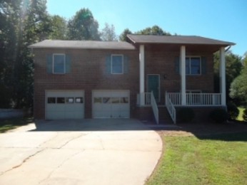 905 Southside Ct, Lenoir, NC 28645 