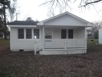 1103 Newsome St, Ahoskie, NC 27910 