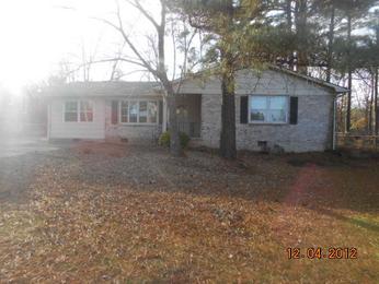 619 Bessemer Cir, Fayetteville, NC 28301 