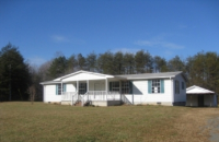 1297 Old Town Rd, Walnut Cove, NC 27052 