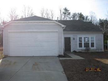 5390 Fairway Forest Dr, Winston Salem, NC 27105 