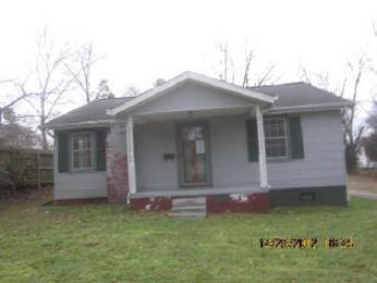 611 Sherrill Ave, Lincolnton, NC 28092 
