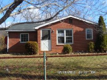 25 Church Rd, Asheville, NC 28804 