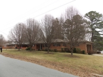 513 Duke Street, Thomasville, NC 27360 