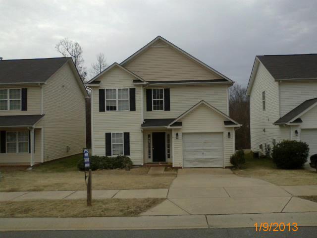 1417  BRAVE HEART LN, CHARLOTTE, NC 28216 