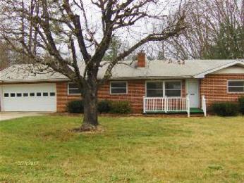 450 Liberty Rd, Candler, NC 28715 