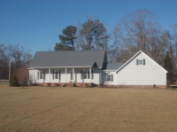 106 William Pearce Rd, Kinston, NC 28501 