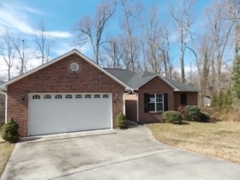 223 Jones Cir, Thomasville, NC 27360 