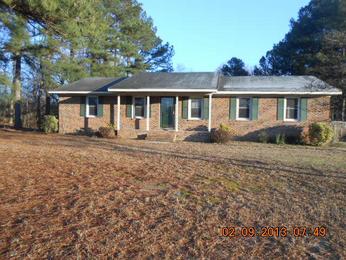 432 Acquilla Rd, Benson, NC 27504 