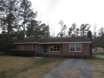 276 Basden Rd, Burgaw, NC 28425 