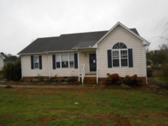 2317 Stoneborough Ct, Fuquay-Varina, NC 27526 