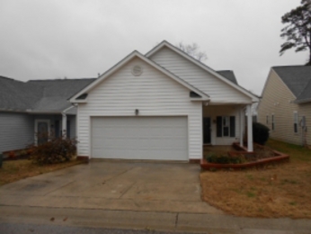 2212 Castle Pines Dr, Raleigh, NC 27604 