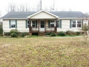 715 W Second St, Siler City, NC 27344 