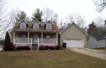 2425 25th Ave North East, Hickory, NC 28601 