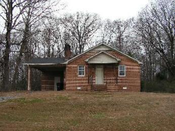 2351 Kader Lilley, Williamston, NC 27892 