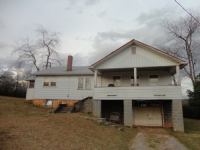 6 Wise Rd, Candler, NC 28715 