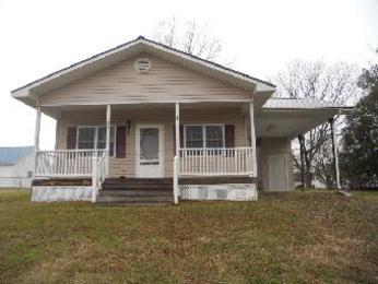 304 N 15th St, Erwin, NC 28339 