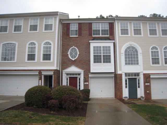 8146  UPPERLAKE DR, RALEIGH, NC 27615 