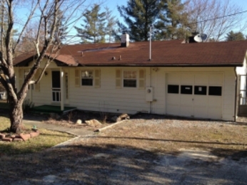 815 Rackley Pl, Hendersonville, NC 28791 