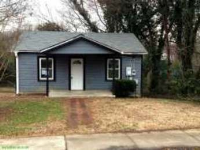 511 S. Maple St, Dallas, NC 28034 