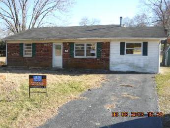 1315 Meadowbrook Dr, King, NC 27021 