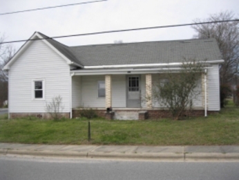 512 S Zion St, Landis, NC 28088 