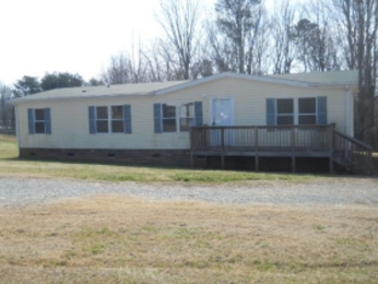 255 New Crosswinds Dr, Mount Airy, NC 27030 