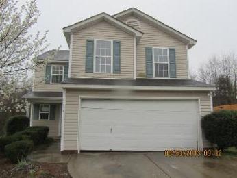 1316 Winding Branch Ct, Charlotte, NC 28216 