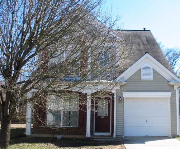 10456 Round Leaf Drive, Charlotte, NC 28213 