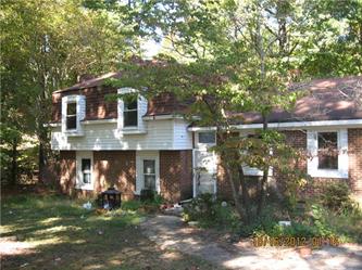 2702 Bellaire Dr., Sanford, NC 27330 