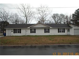 501-503 S Raiford, Selma, NC 27576 