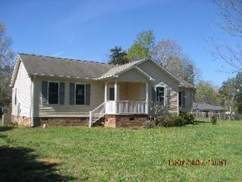 261 Allredview Ave, Ramseur, NC 27316 