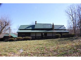 208 Aubrey Thomas Ln, Dobson, NC 27017 