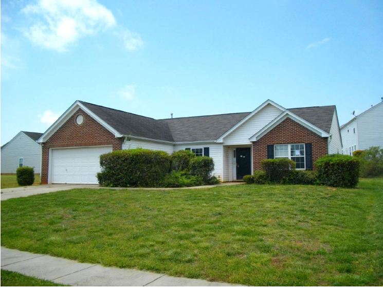 9827 Avensong Cross, Charlotte, NC 28215 