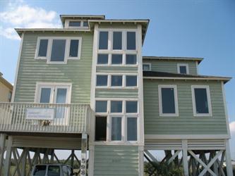 598 Ocean Blvd W, Holden Beach, NC 28462 