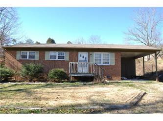 1942 Cartwright Dr, Kernersville, NC 27284 