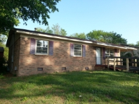 805 Medlo Rd, Fayetteville, NC 28303 